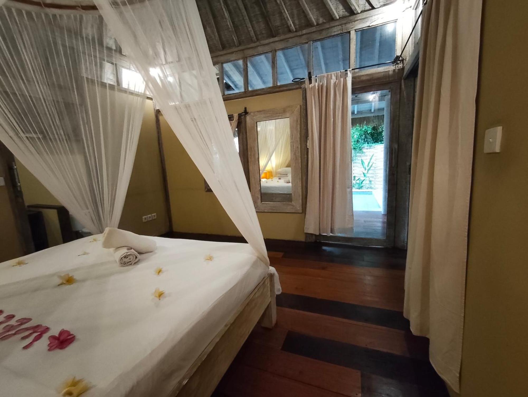 Villa Ibu Gili Trawangan Esterno foto