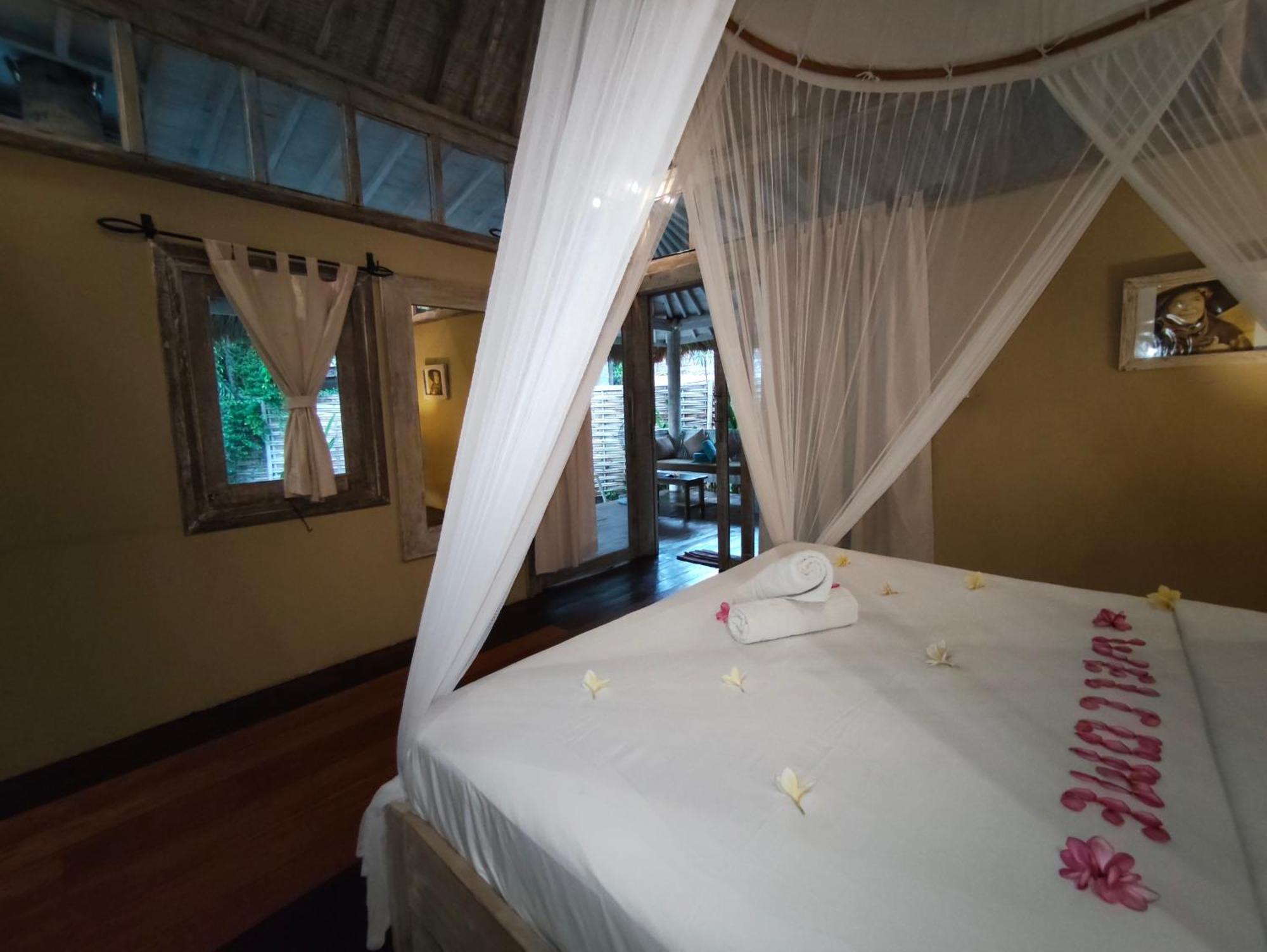 Villa Ibu Gili Trawangan Esterno foto