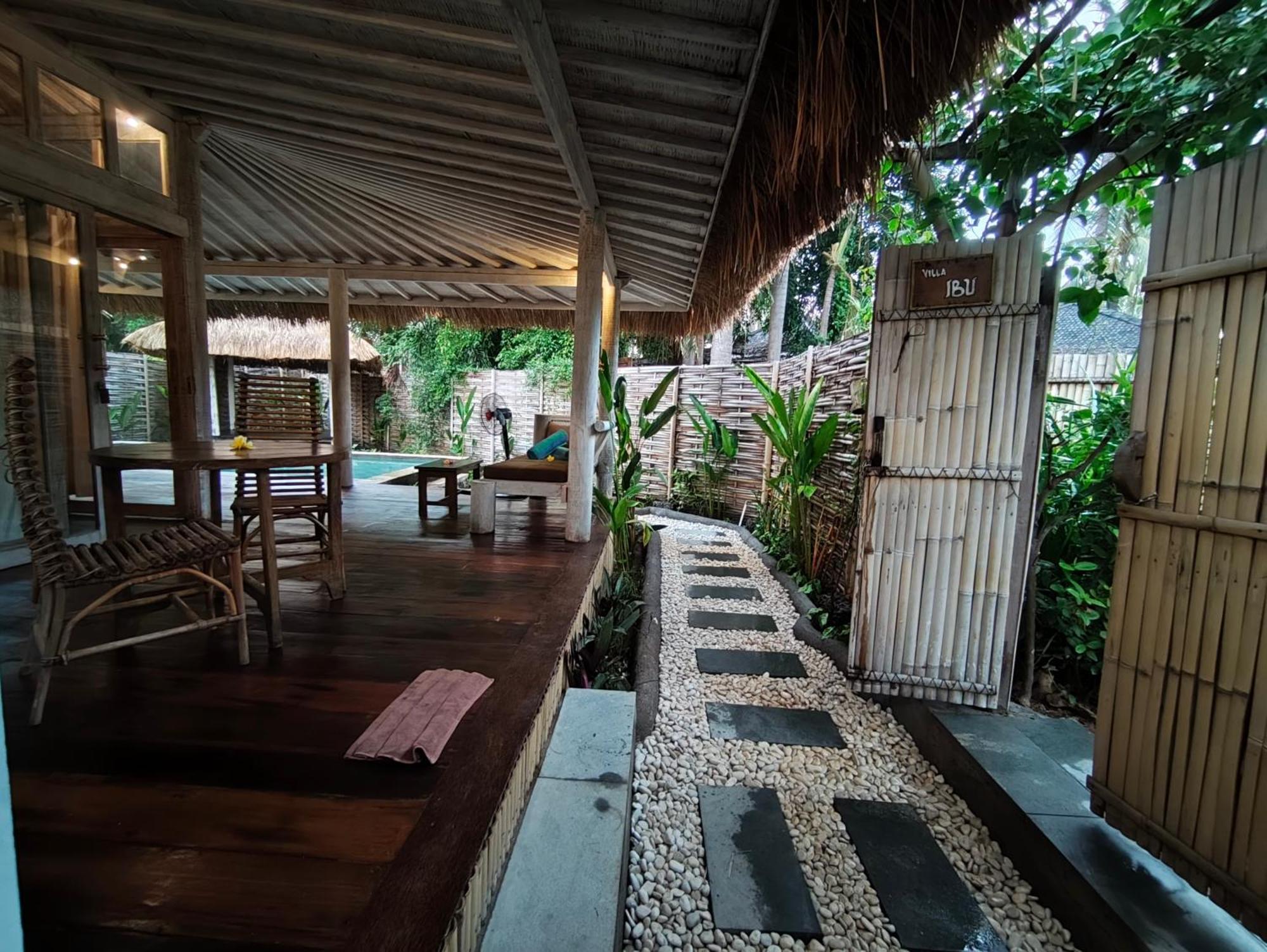 Villa Ibu Gili Trawangan Esterno foto